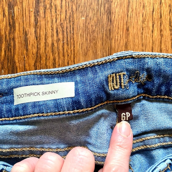 Kut from the Kloth Skinny Jeans - Picture 3 of 3